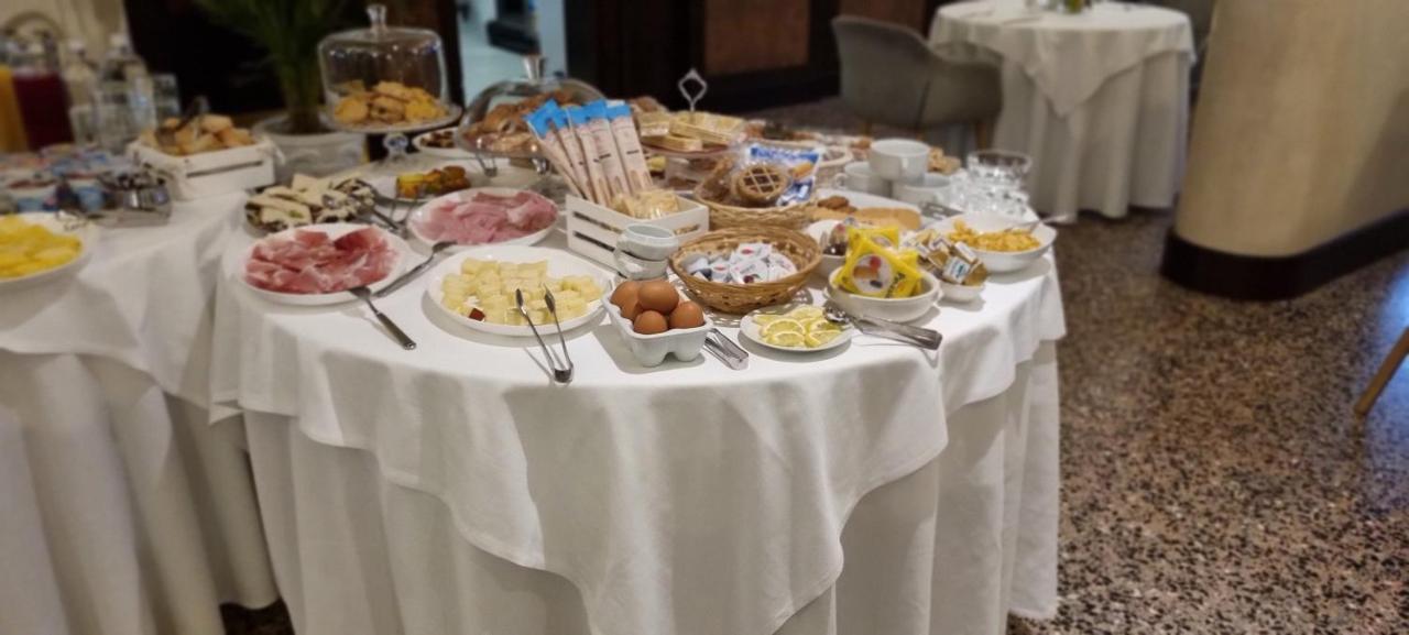 Hotel Villa Regina Margherita Rovigo Ngoại thất bức ảnh