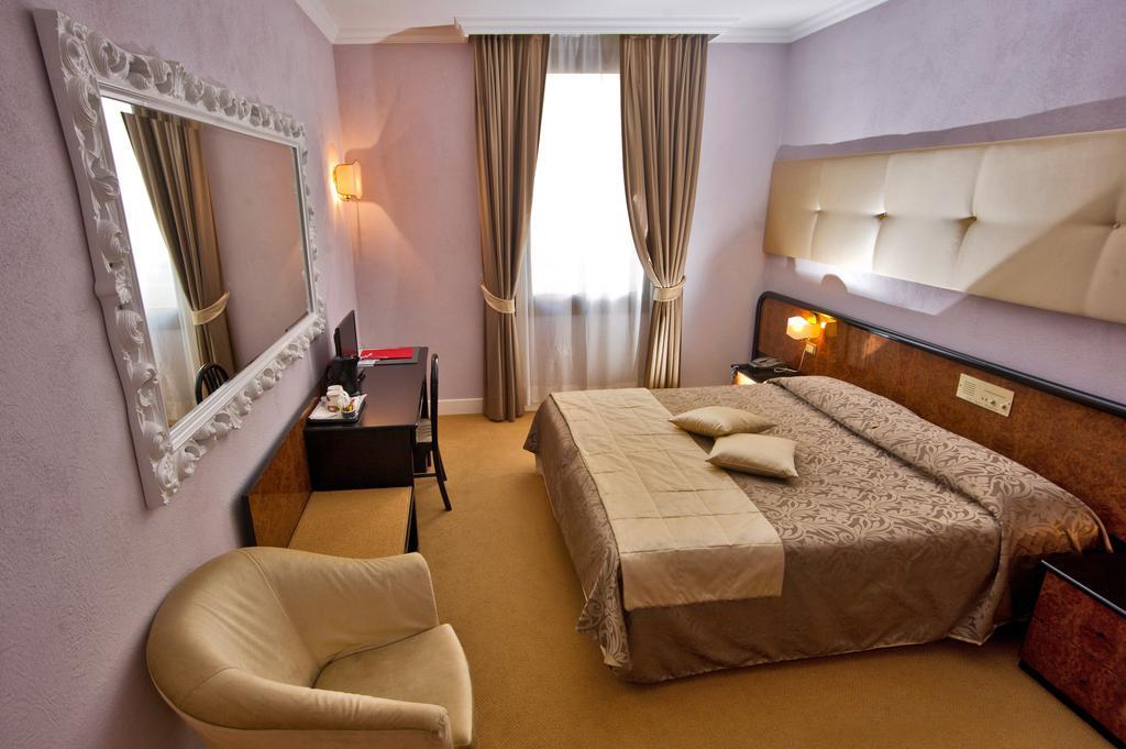 Hotel Villa Regina Margherita Rovigo Ngoại thất bức ảnh